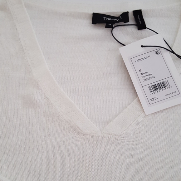 THEORY NWT Larlissa Lightweight V-Neck Swe… - Picture 5 of 15
